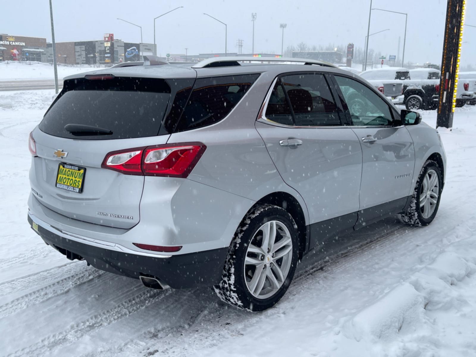 2020 SILVER /black leather CHEVROLET EQUINOX PREMIER (2GNAXYEXXL6) with an 2.0L engine, Automatic transmission, located at 1960 Industrial Drive, Wasilla, 99654, (907) 274-2277, 61.573475, -149.400146 - Photo #3